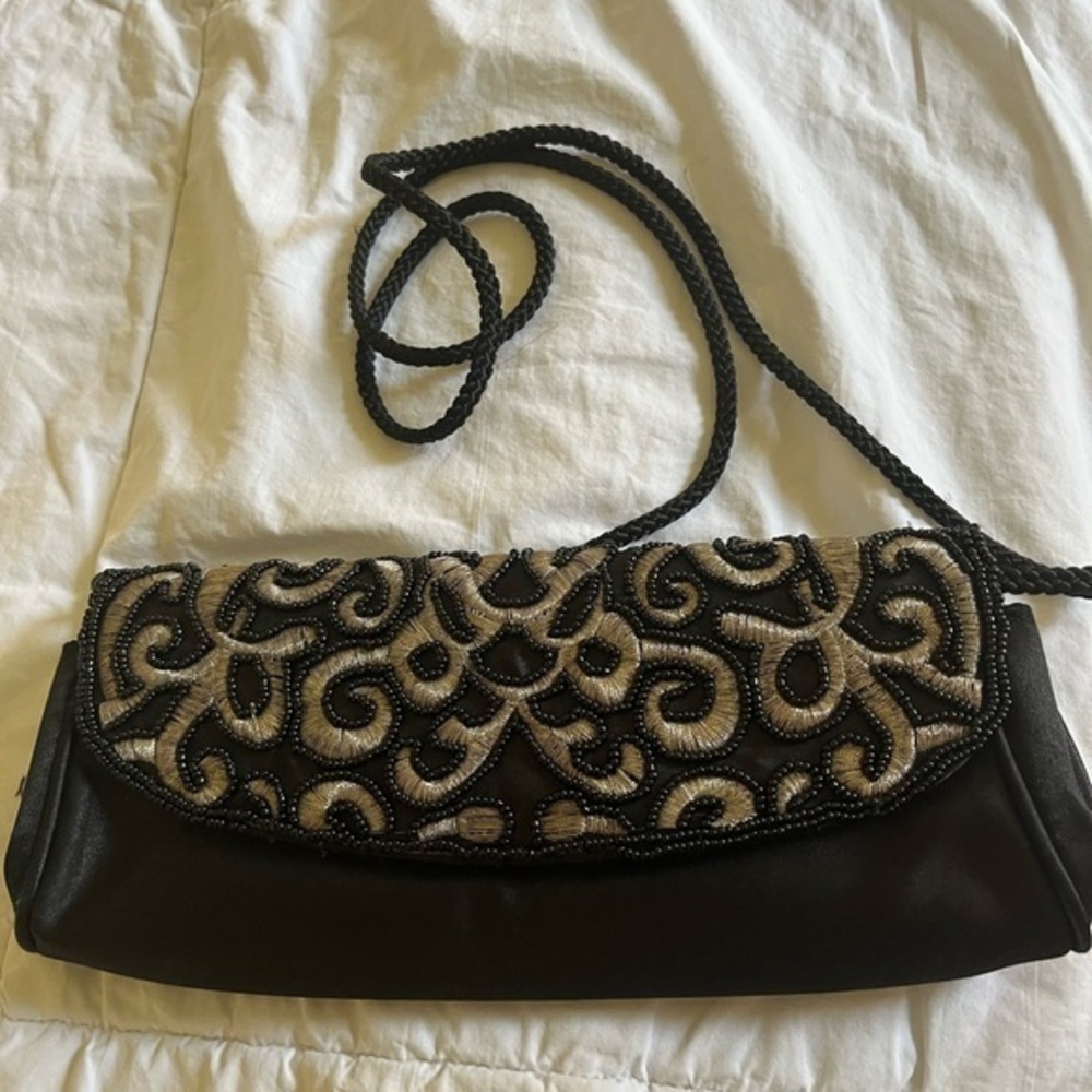 Vintage 90s beaded black and gold art deco evening bag by La Regal